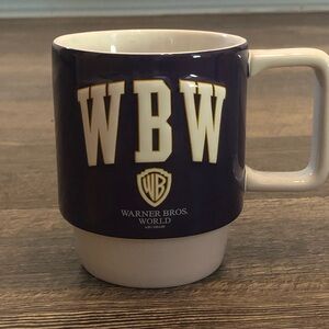 The Warner Brothers World Mug ABU Dhabi